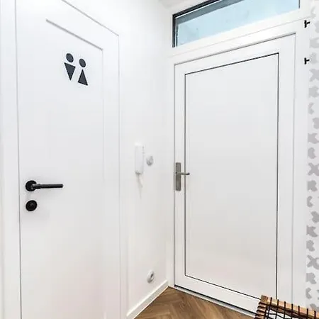 Apartment Myslbekova 5 *