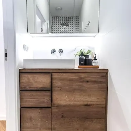 Myslbekova 5 Apartment