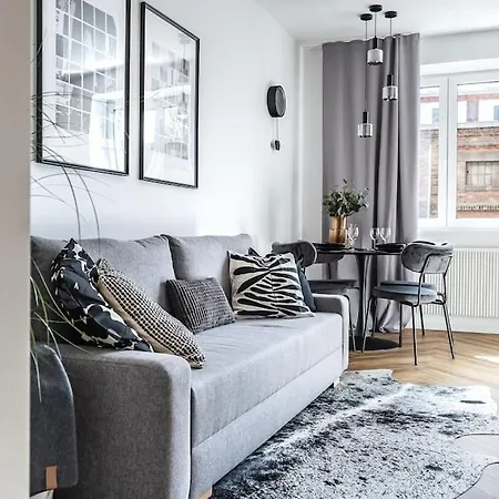 Myslbekova 5 Apartment